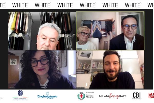 WHITE SHOW TALK